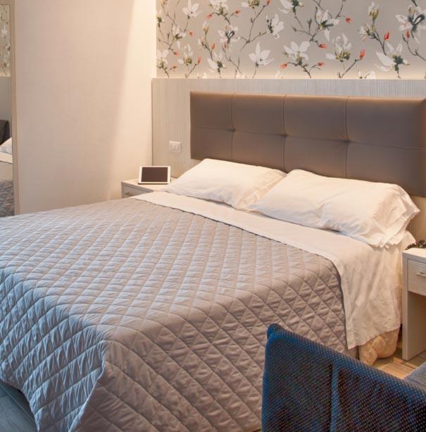 hotelmirabelviserba en superior-rooms 015
