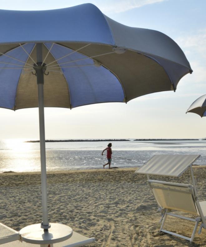 hotelmirabelviserba it hotel-sul-mare-rimini-viserba 013